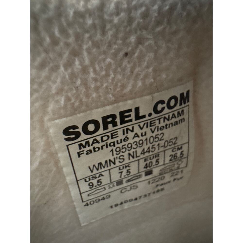 Sorel Women's Explorer Next Carnival Waterproof Boots gray size 9.5 - Picture 3 of 11